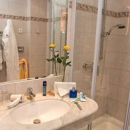 Family & Kaerntnerhof 巴德小基希海姆