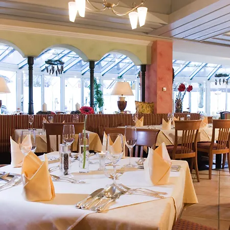 Family & Kaerntnerhof 酒店 4*