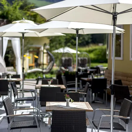 Family & Kaerntnerhof