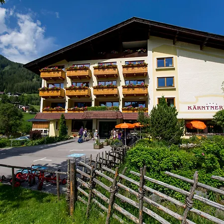 Family & Kaerntnerhof מלון 4*