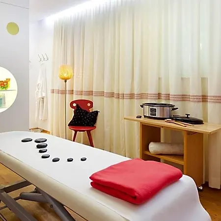Hotel Family & Kaerntnerhof 4*