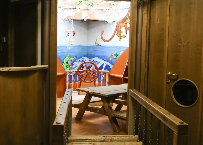 Family & Kaerntnerhof Hotel 4*