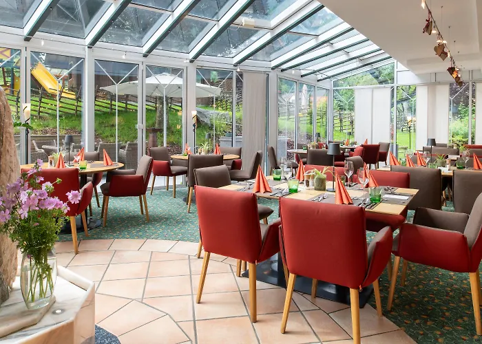 Family & Kaerntnerhof Hotell 4*